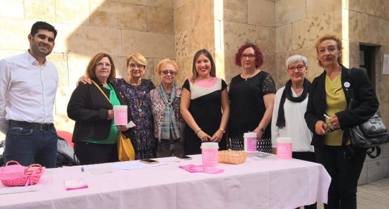 El Equipo de Gobierno del Ayuntamiento de Albacete ha mostrado su compromiso con la Asociación de Mujeres Afectadas por el Cáncer de Mama y Ginecológico de Albacete (AMAC)