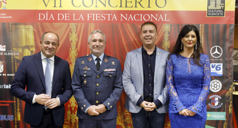 El alcalde felicita a la Subdelegación del Gobierno por acoger el concierto del 'Día de la Fiesta Nacional