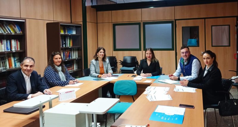 El Ayuntamiento y Adeca mantienen una nueva reunión de coordinación para mejorar el día a día de las personas que trabajan en el parque empresarial