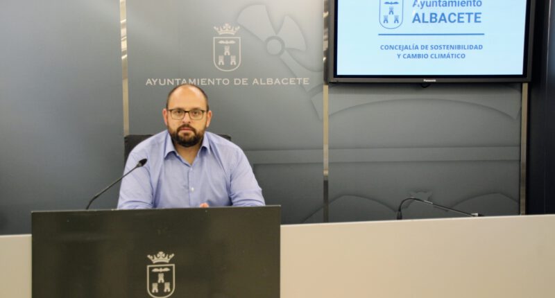 El Departamento de Sostenibilidad exige a la empresa responsable de las zonas verdes que repare y reponga los daños en el Parque Abelardo Sánchez