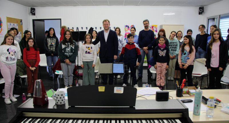 La Universidad Popular incorpora a su oferta cultural el 'Taller de Canto Coral' para promover el desarrollo de habilidades artísticas sociales y emocionales