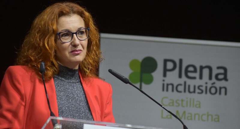 Juani García y Manu Martínez ofrecen la colaboración municipal a Plena Institución ante los nuevos retos a los que se enfrenta en materia de vivienda, educación e inserción laboral
