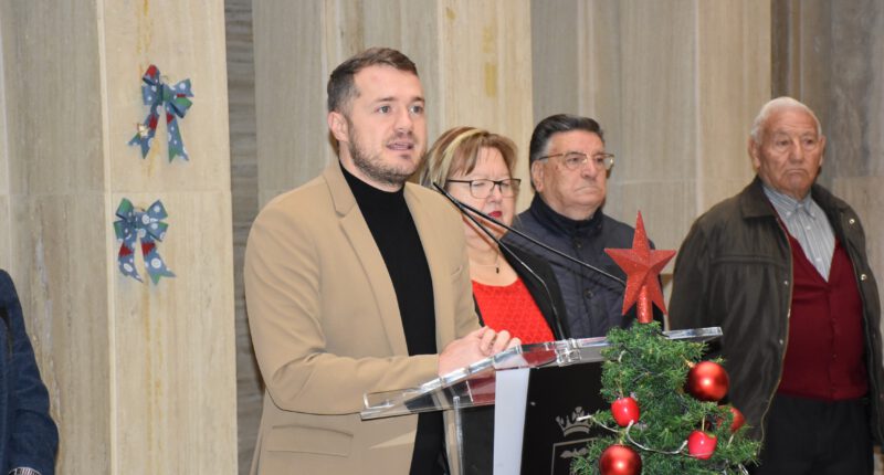 El Ayuntamiento de Albacete organiza cuatro sesiones especiales de bailes navideños para mayores