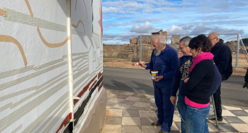 La concejala de Barrios y Pedanías, Ana Albaladejo, ha deseado a los vecinos de Los Anguijes