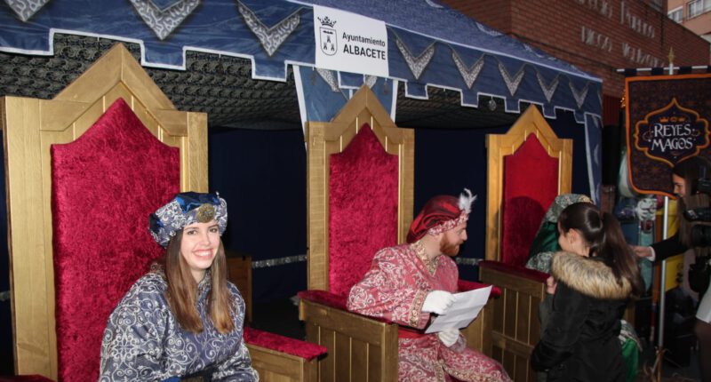 El Cartero Real recogerá las cartas a los Reyes Magos en el Ayuntamiento este miércoles y jueves por la mañana