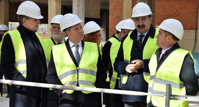 El alcalde asegura que el Hospital General pondrá al servicio de los albaceteños "la mejor sanidad pública posible en nuestro país"