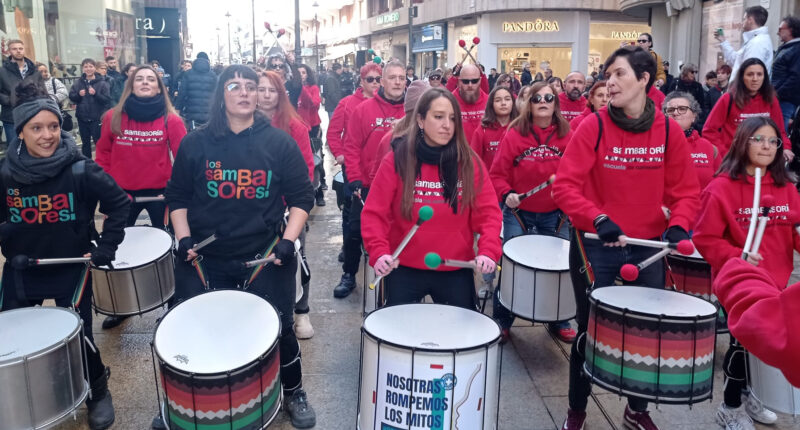 El concejal de Igualdad y Participación, Manu Martínez, ha participado en la marcha organizada por Médicos del Mundo